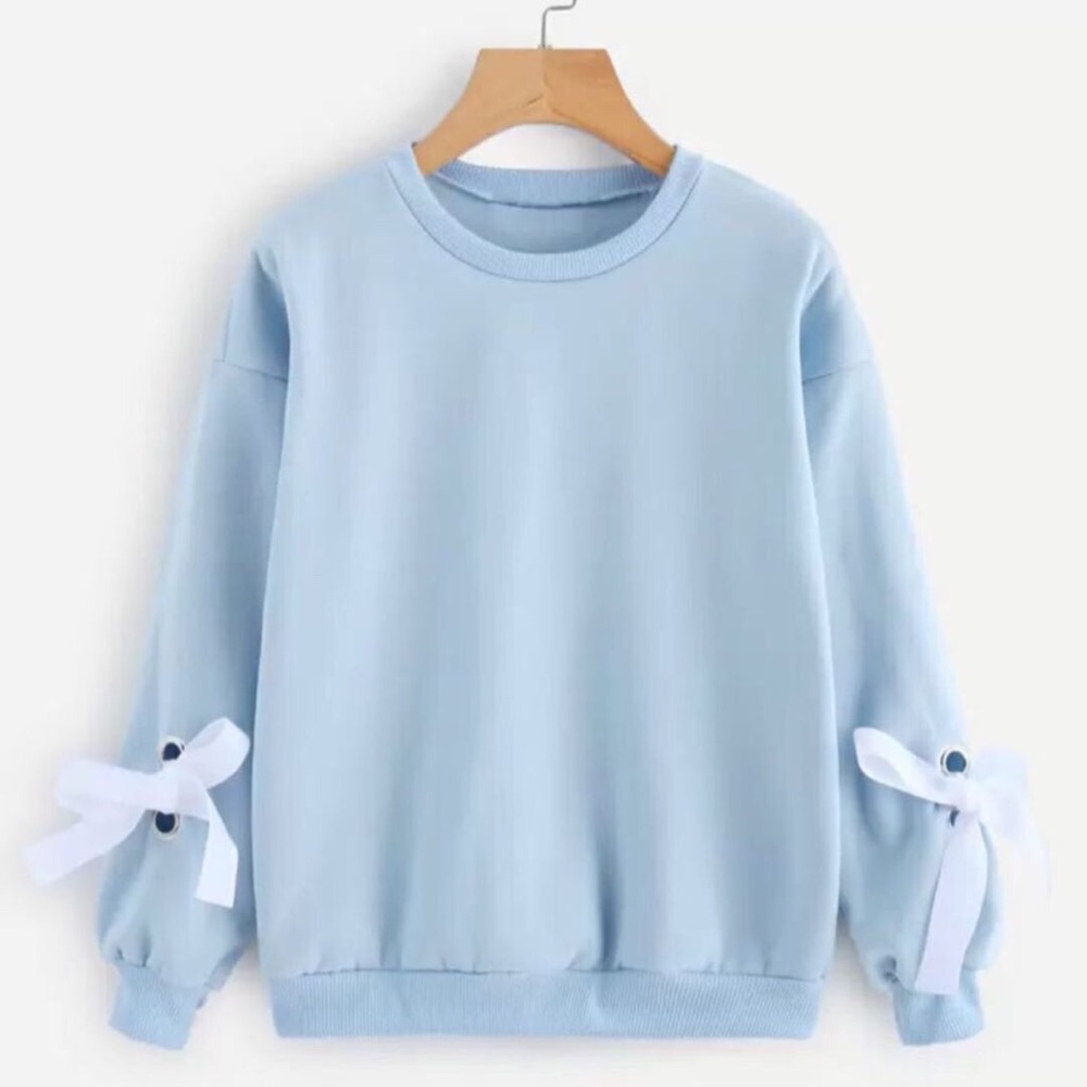 Cute top never worn
